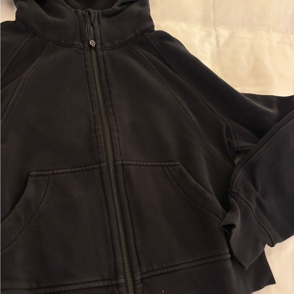 Lululemon scuba full-zip cropped hoodie Chic Black Jacket for Women sweatshirt - Picture 3 of 6